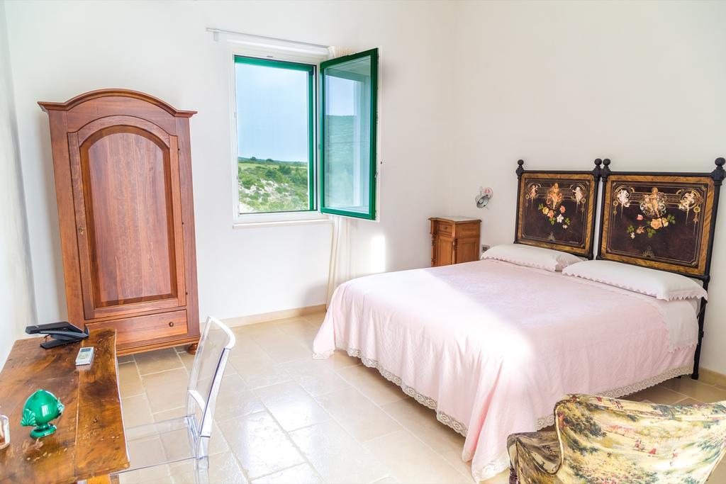 Villino Odaldo Mottola Exterior photo